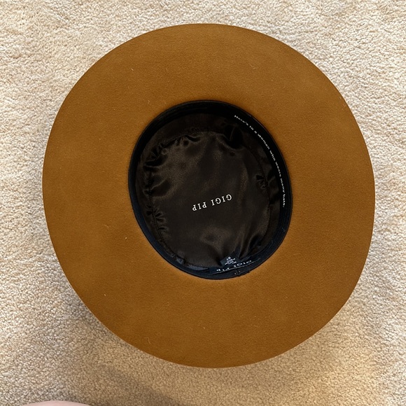 Dahlia Boater: GIGI PIP Hat - Picture 5 of 6